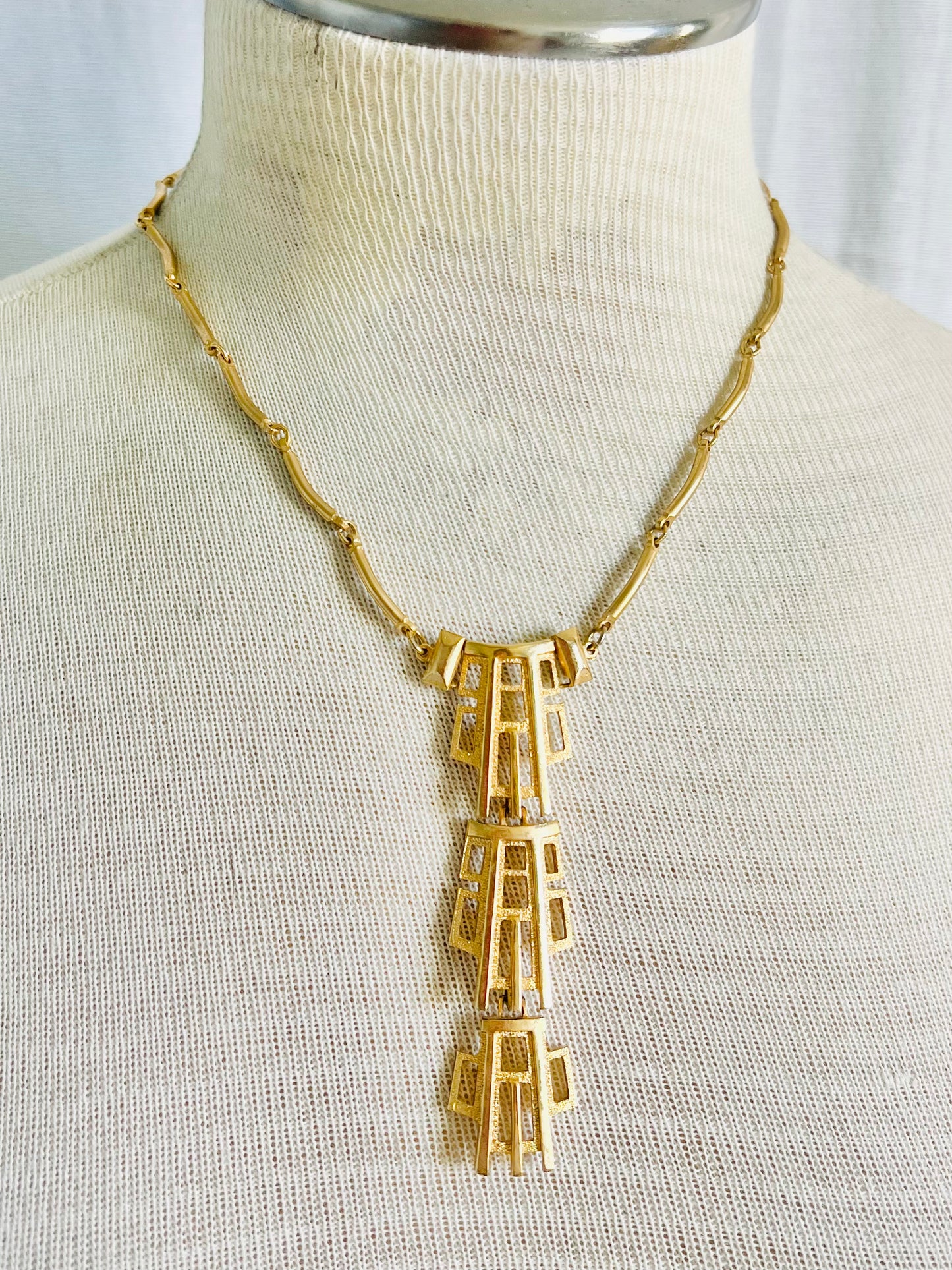 Vintage 1960s Brushed Gold Geometric Style Pendant Necklace