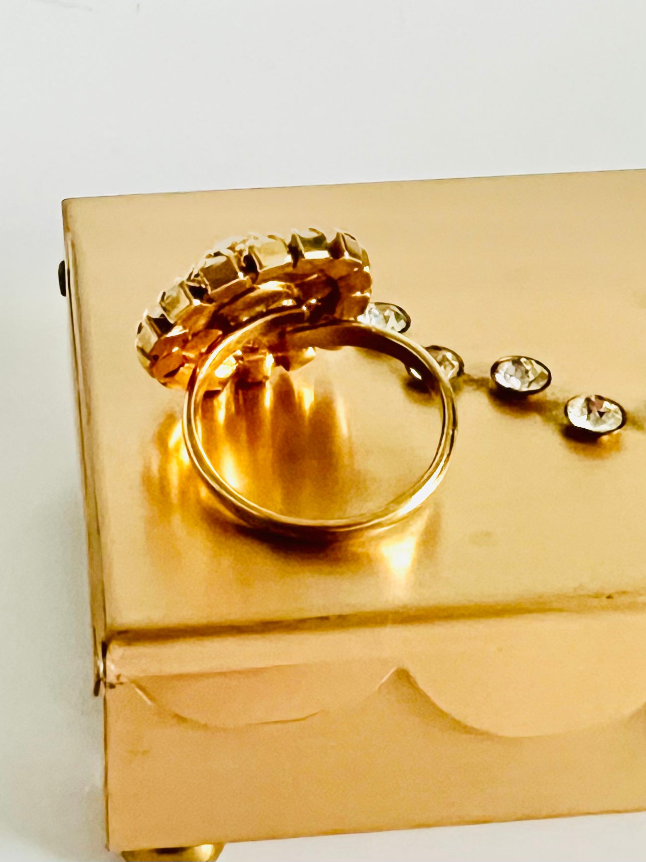 Vintage Opalescent Flower Rhinestone Cocktail Ring