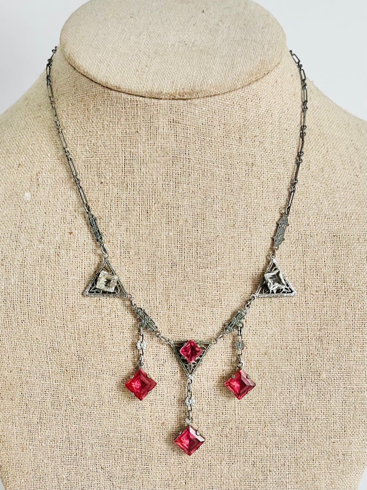 Stunning Art Deco Pink Faceted Glass Silver Chain Necklace