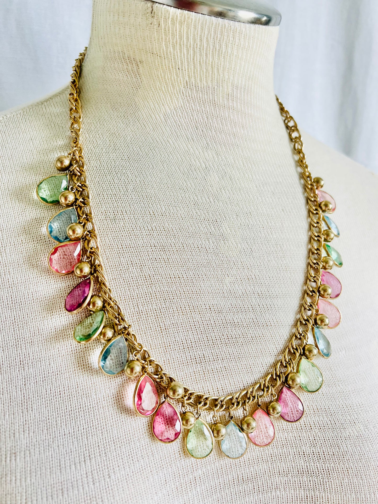 Vintage Pastel Pink Teardrop Chiclet Style Necklace