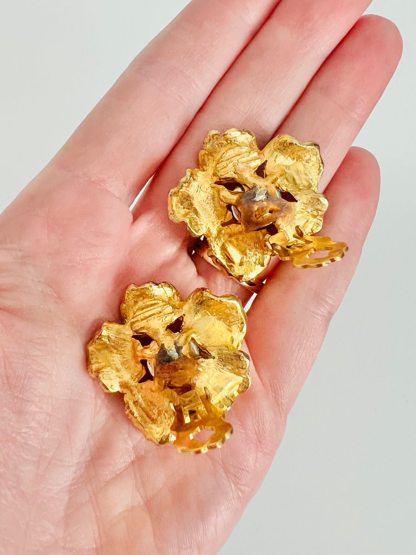 Vintage MidCentury Red Glass Gold Flower Earrings