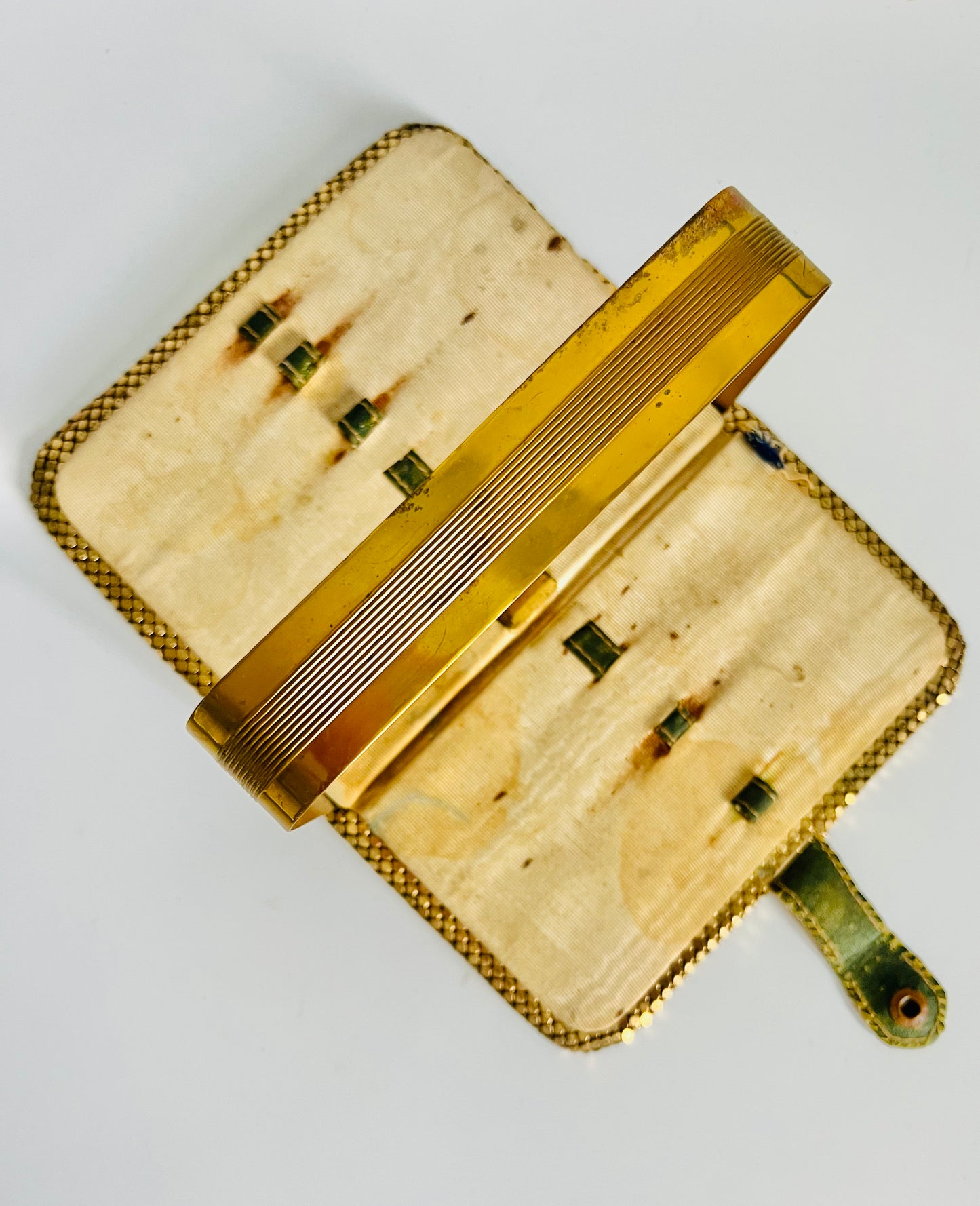 MidCentury Gold Mesh Snap Closure Grooming Kit