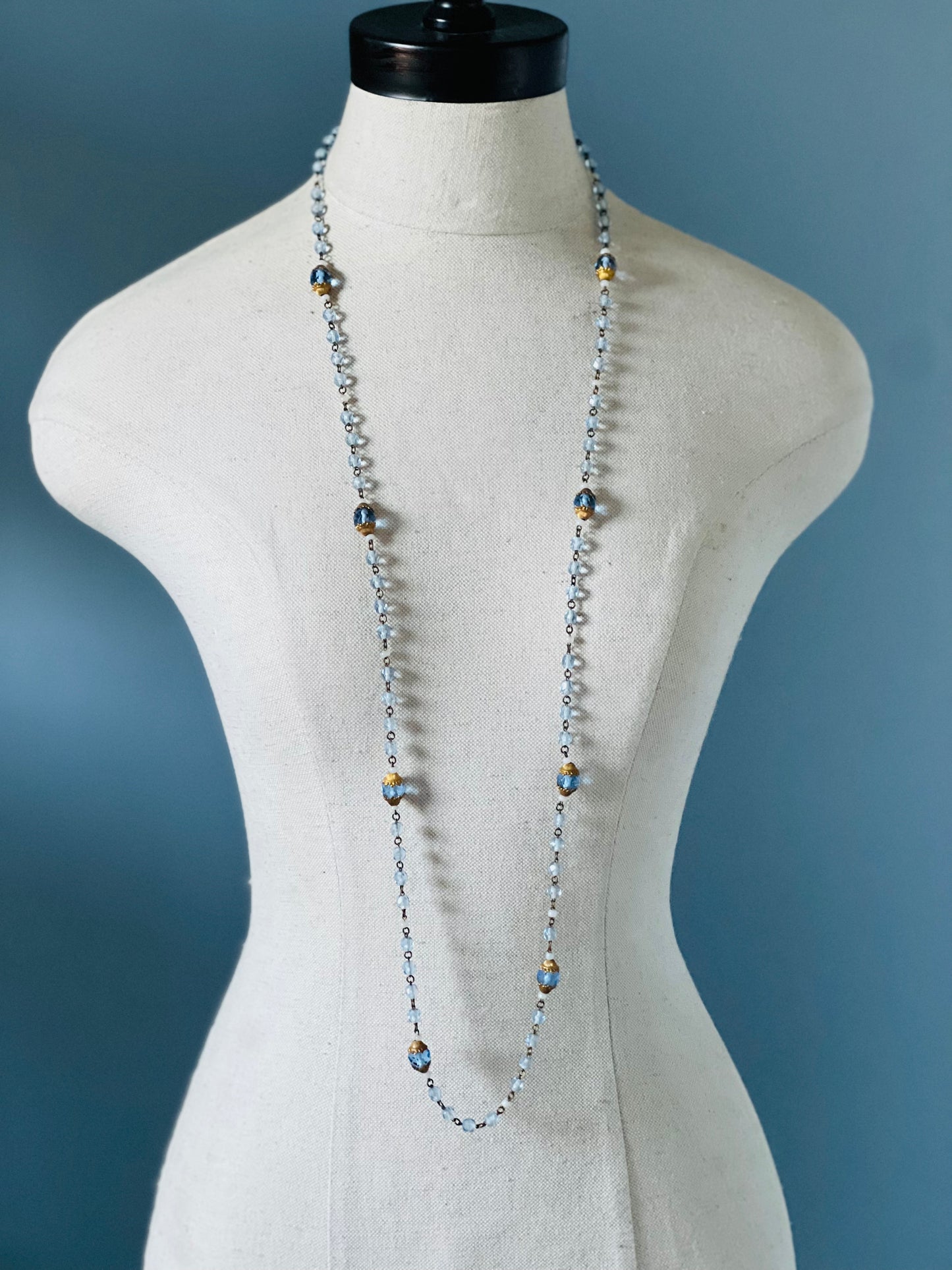 Art Deco 1930s Faceted Blue Glass Flapper Style Necklace