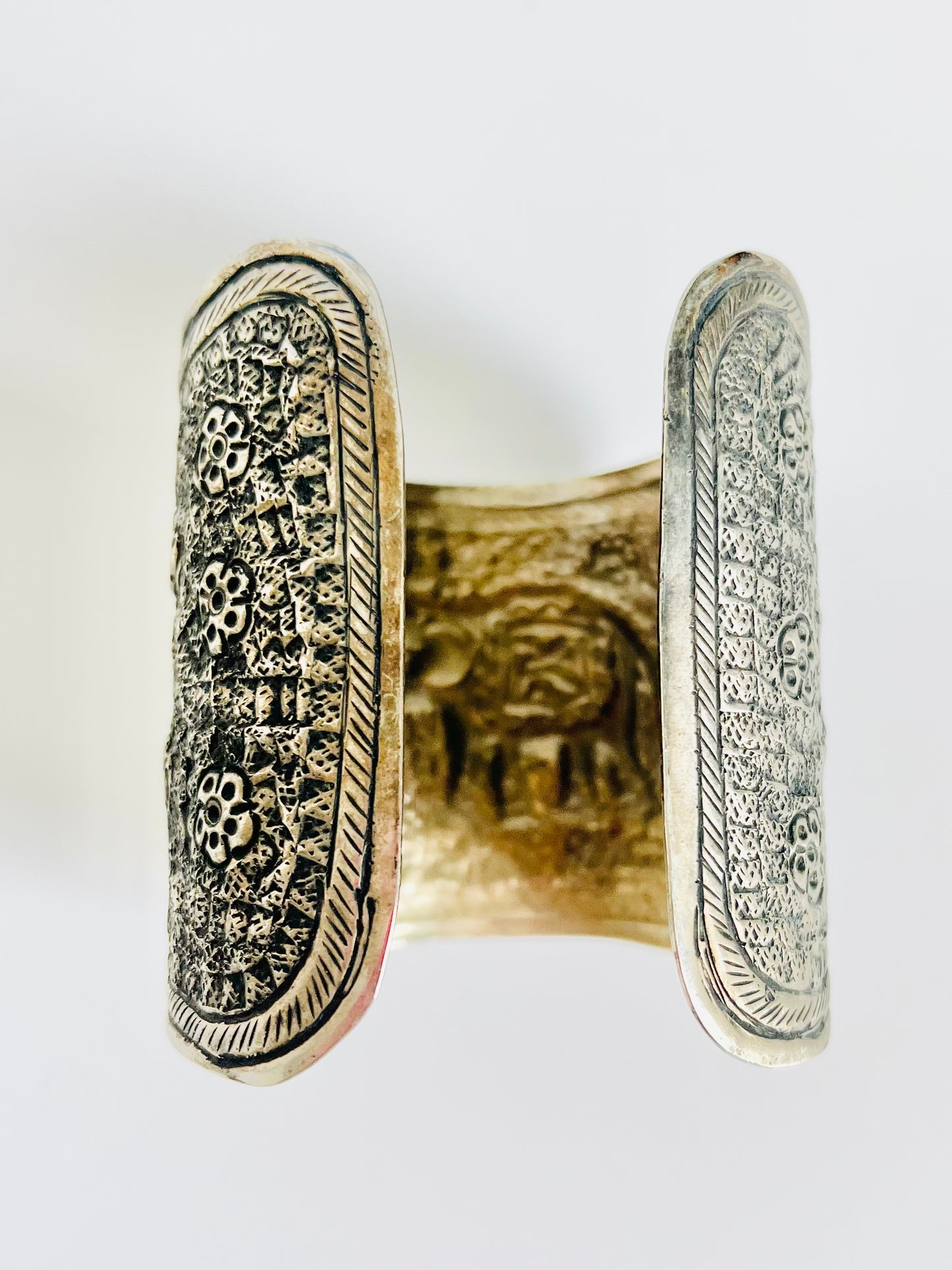 Vintage Silver Tone Elephant Wide Cuff Bracelet