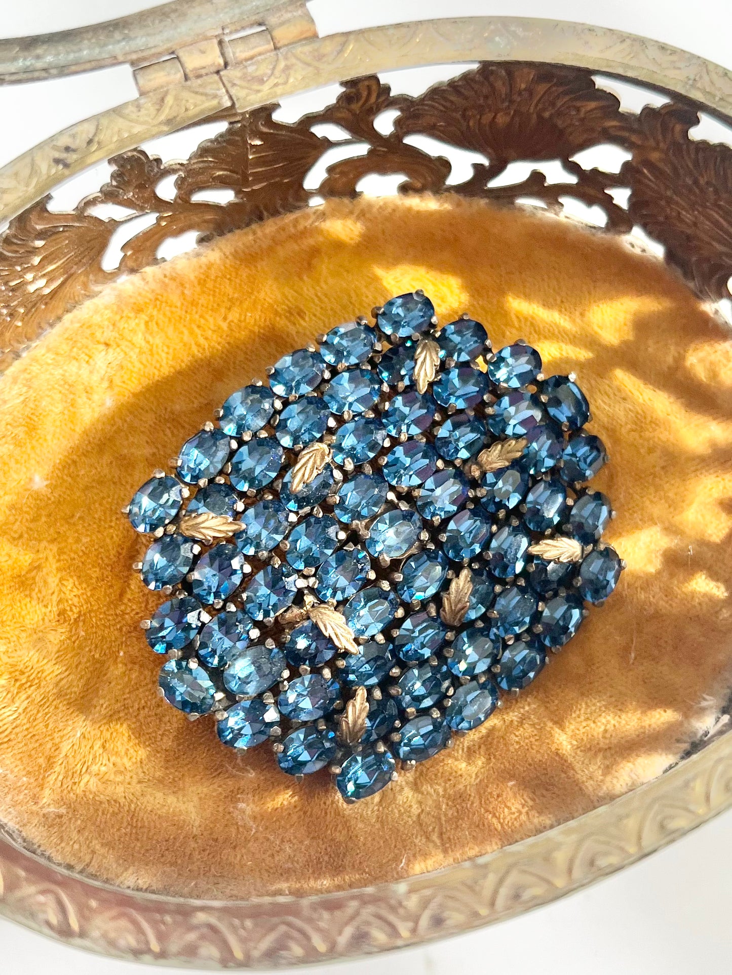 Vintage 1940s Massive Blue Glass Faceted Stones Brass Leaves Brooch Pin