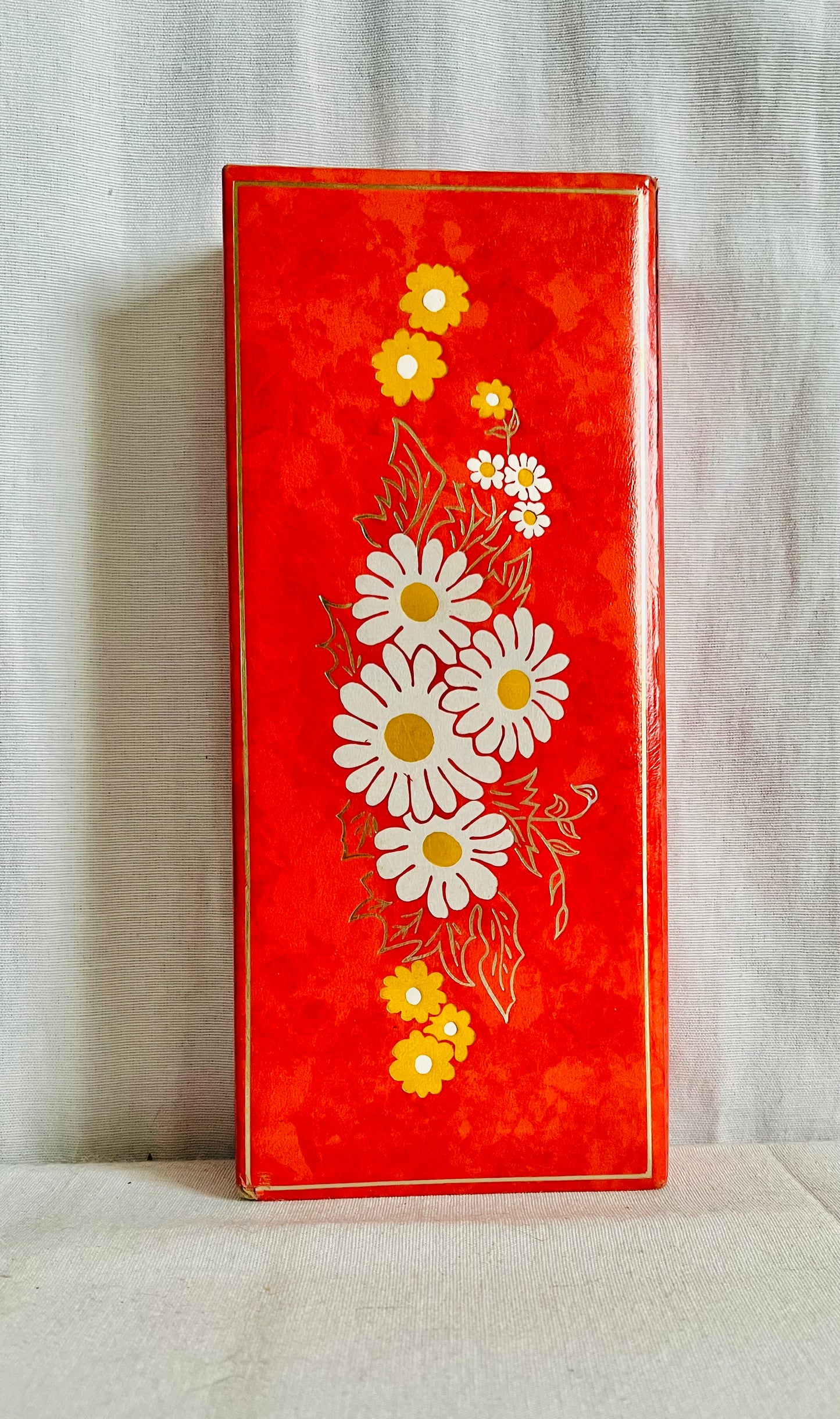 Vintage 1950s Orange Daisy Glove Box with Gloves