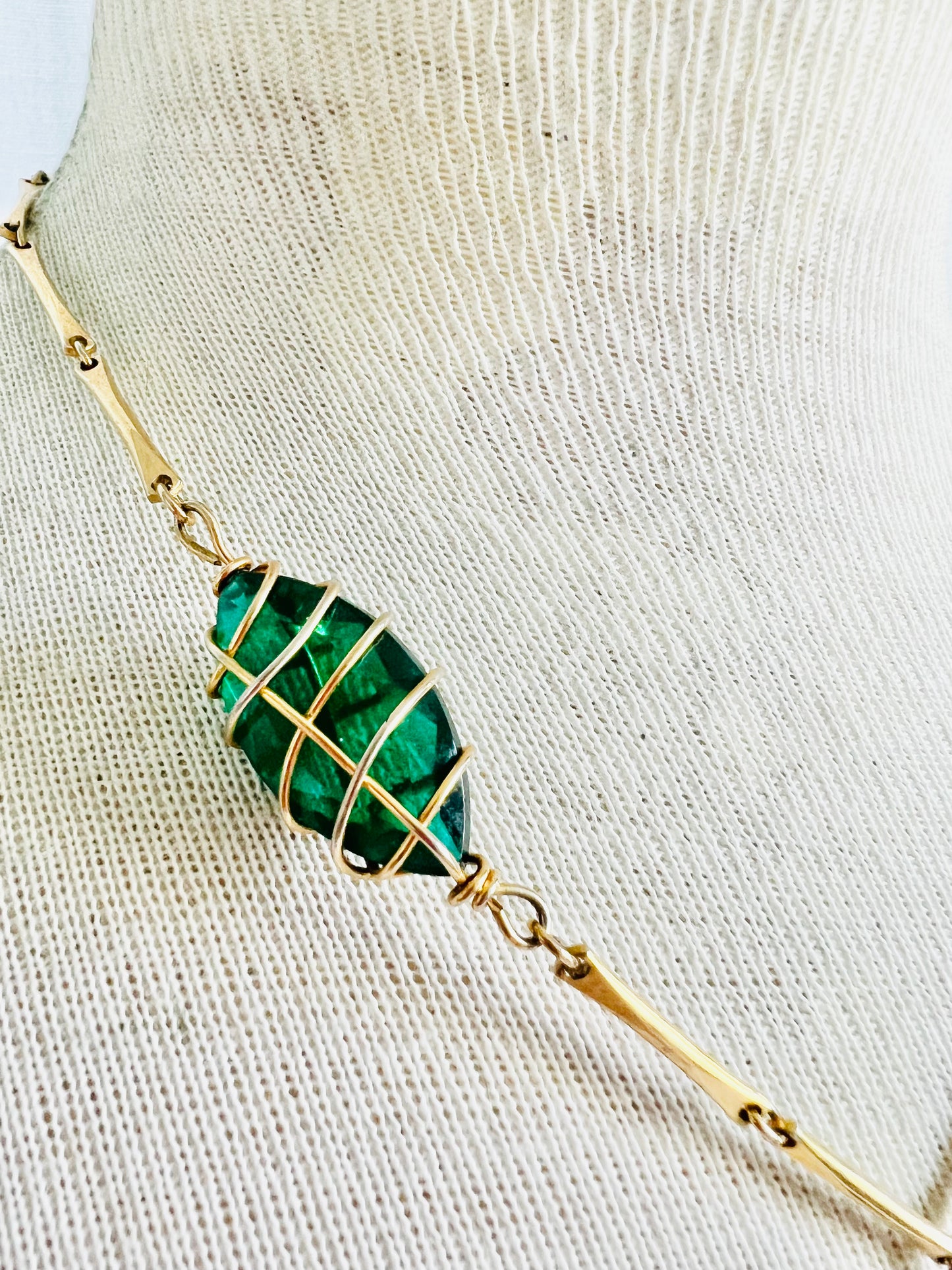 Vintage Green Wrapped Glass Pendant Necklace
