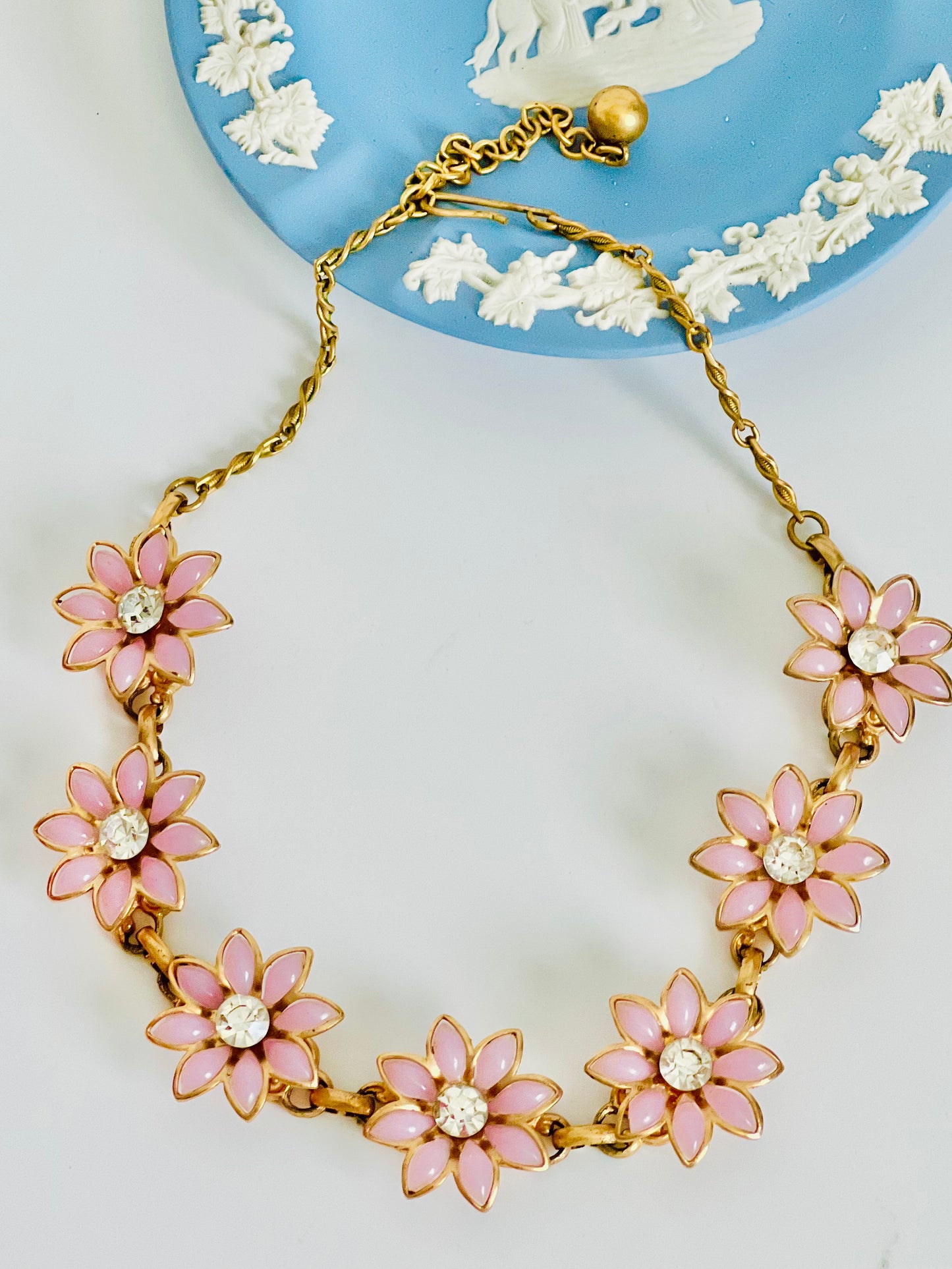 Vintage 1960s Lavender Flowers Celluloid Necklace