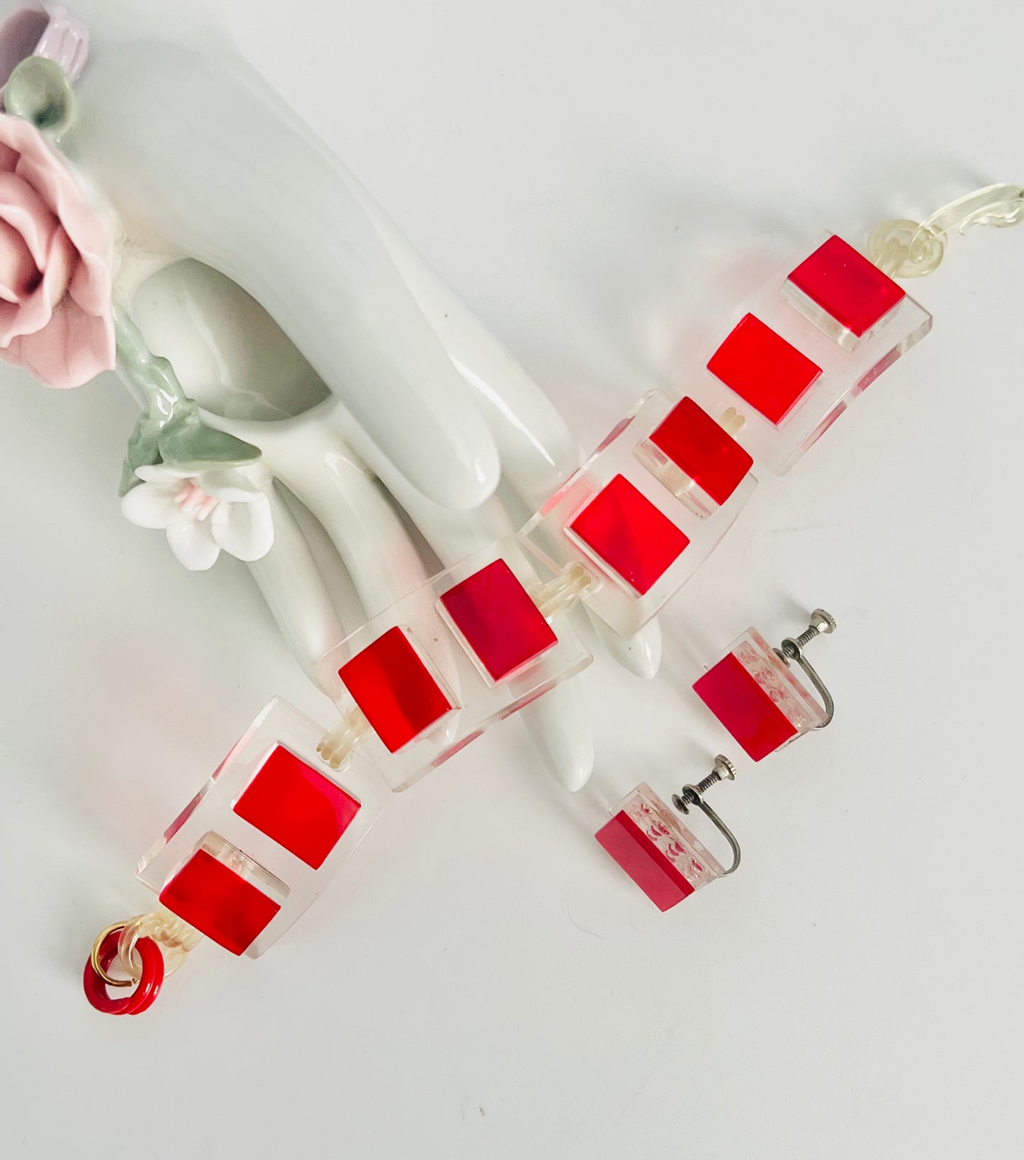 Vintage 1960s Mod Red Square Lucite Link Bracelet and Earrings