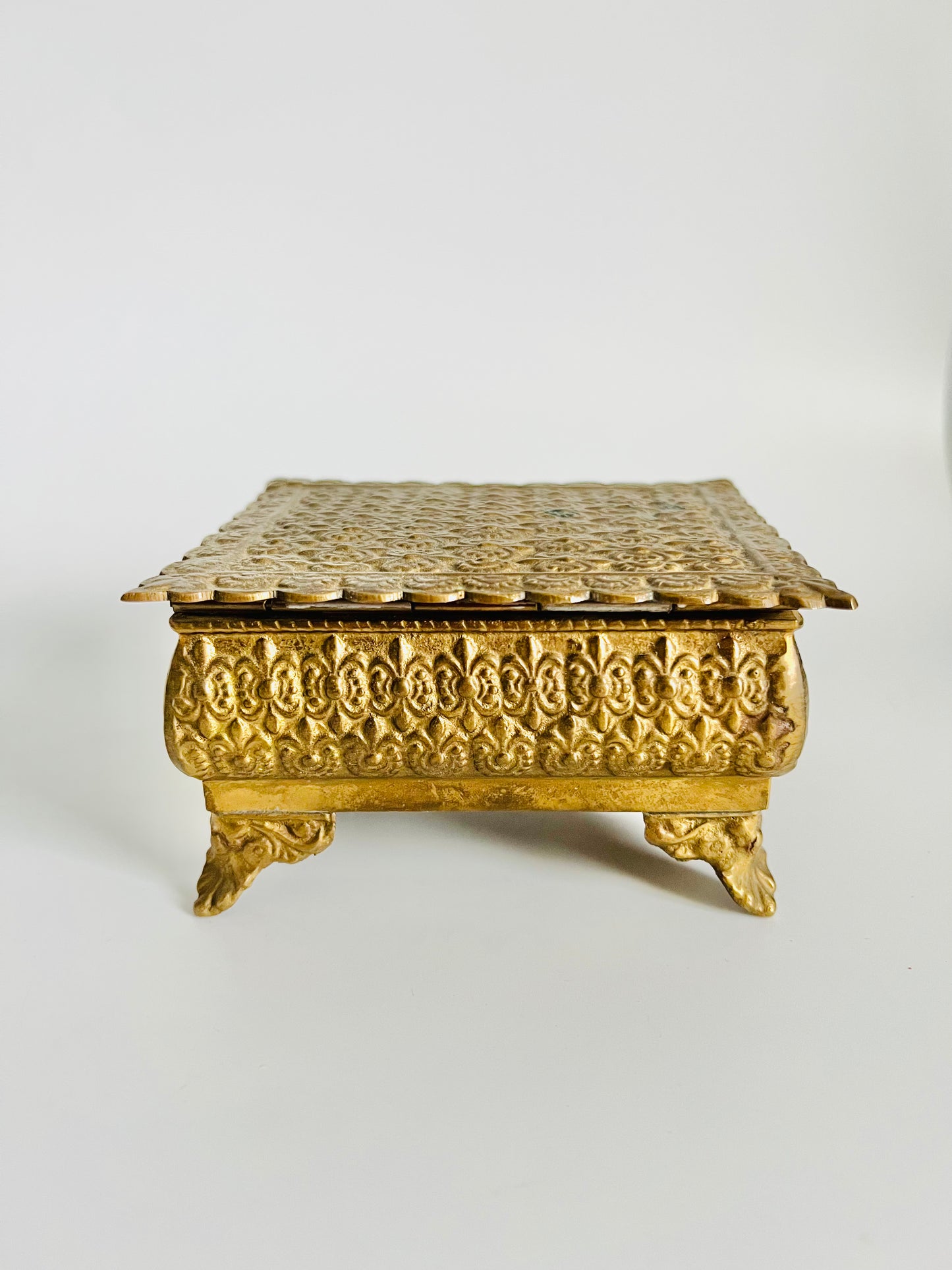 Vintage Midcentury Heavy Brass Keepsake Box with Ornate Feet