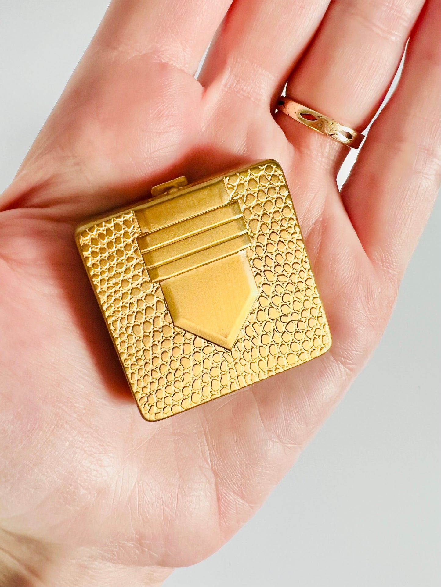 Vintage Midcentury Gold Dorothy Gray Set of 2 Mirror Compacts