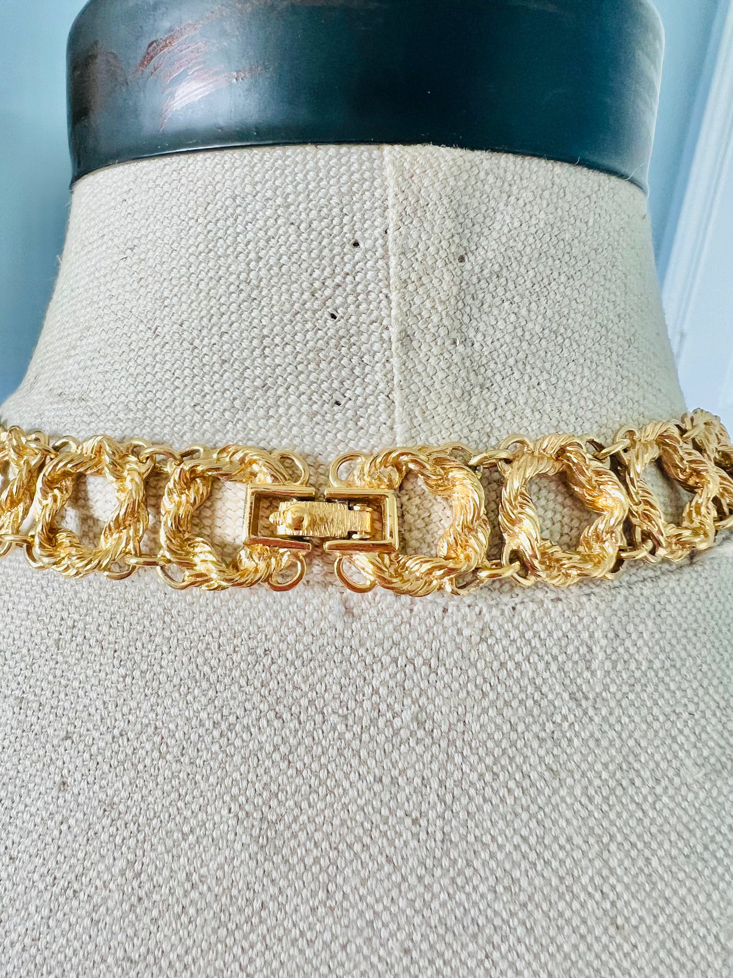 Vintage 1970s Monet Bouclais Gold Statement Necklace