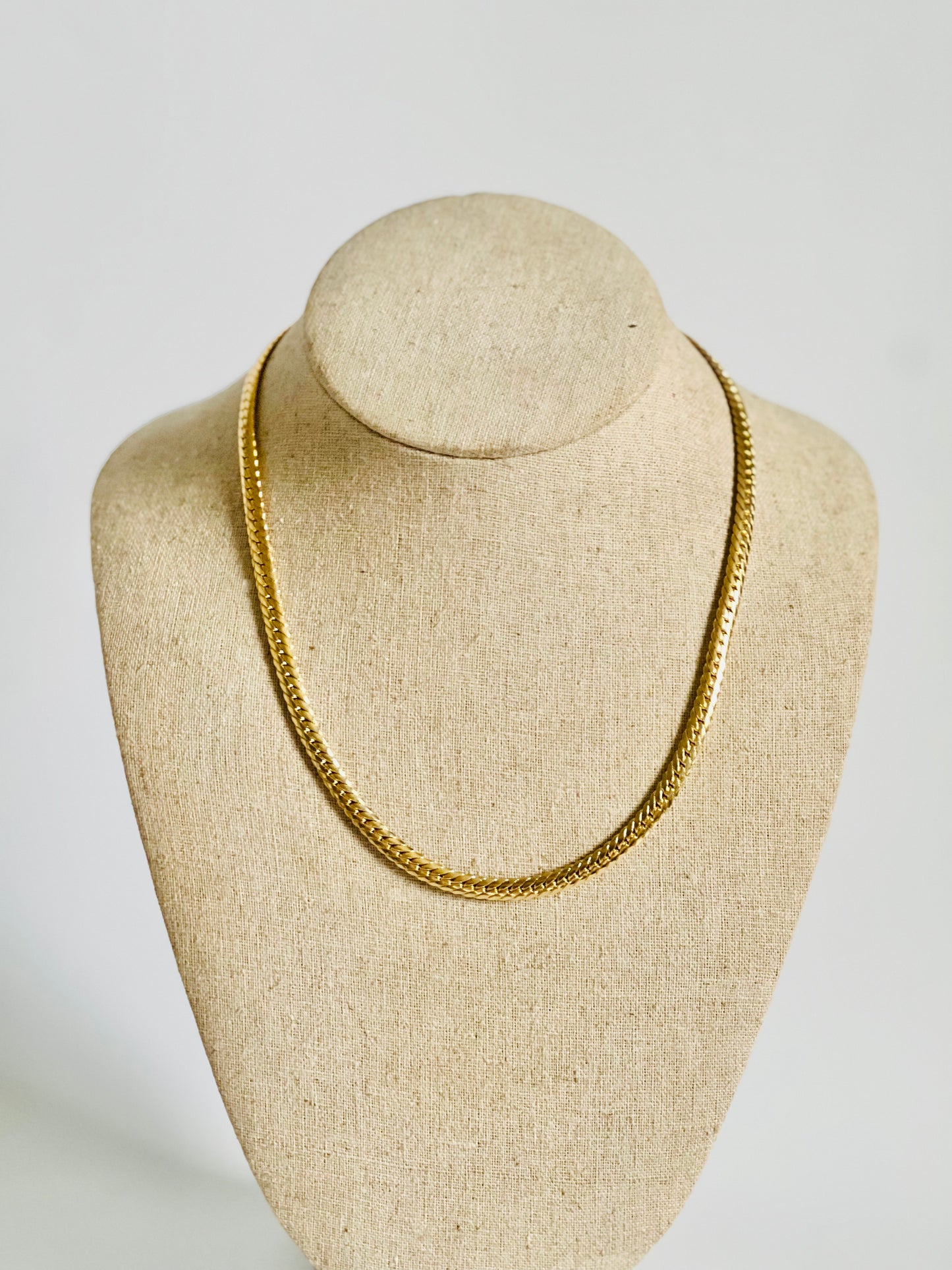 Vintage 1980s Golden Flat Weave Layering Chain Necklace