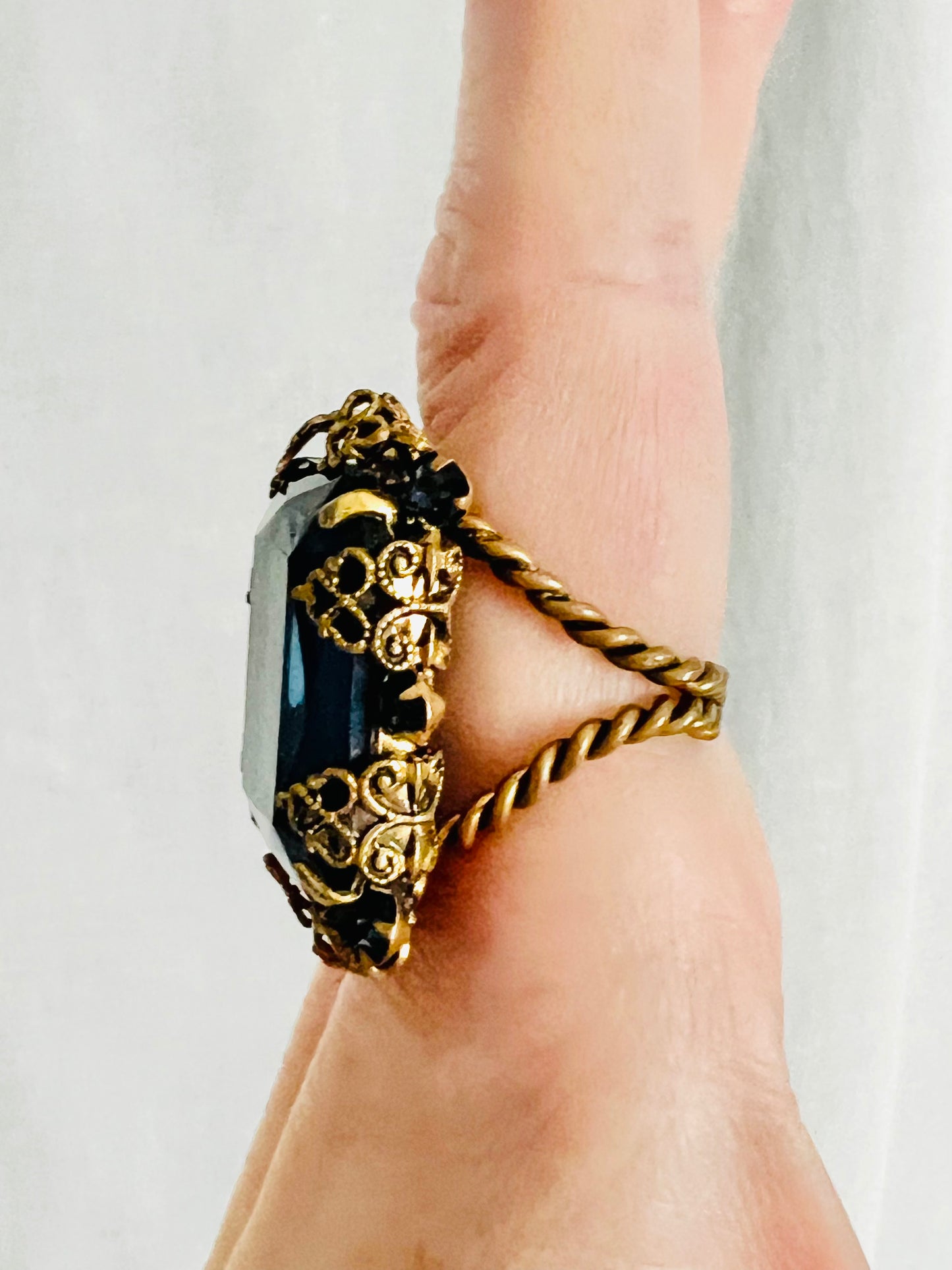 Vintage Western Germany Blue Faceted Glass Rhinestone Ring