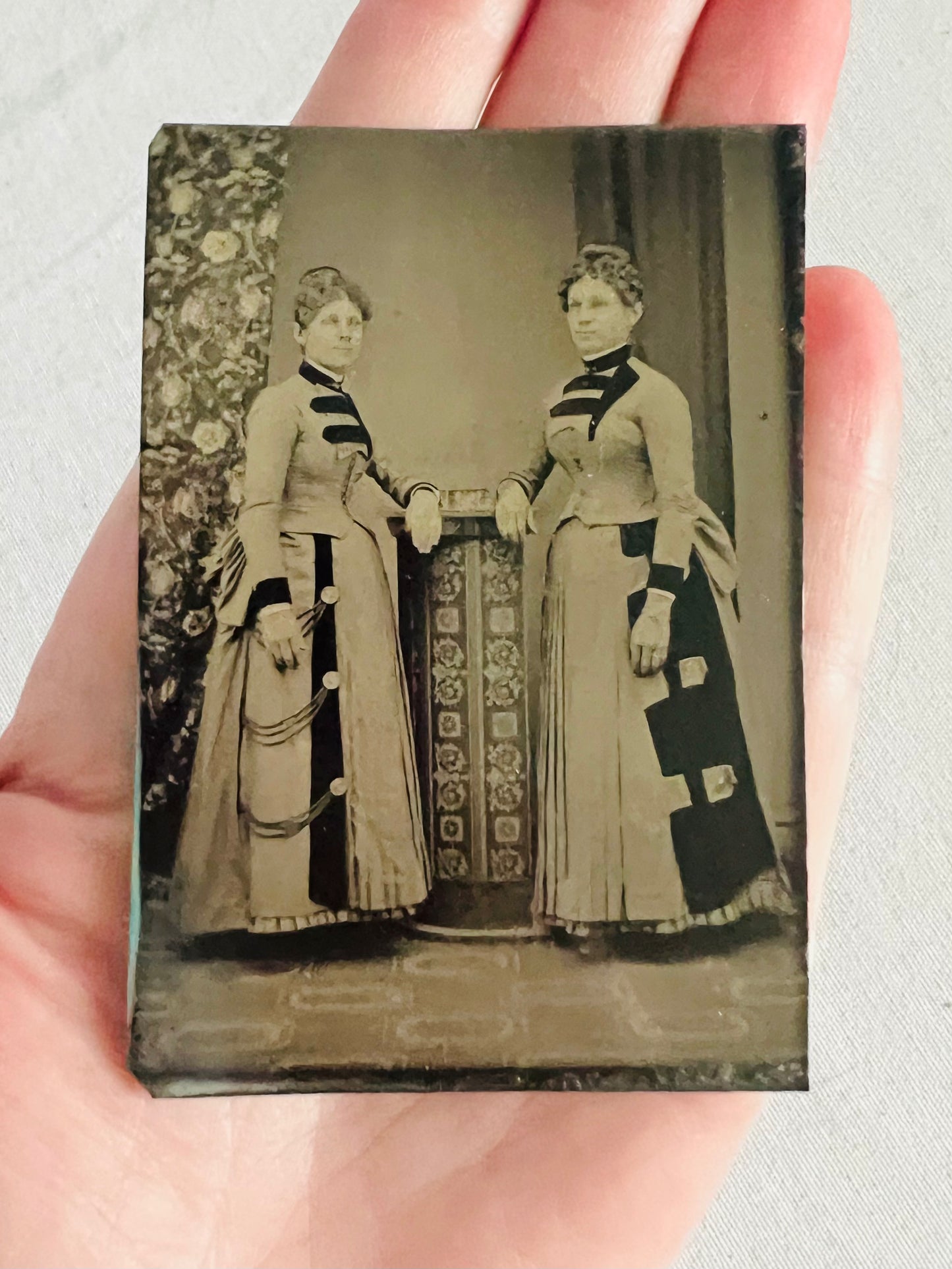 Antique Nineteenth Century Tintype Photo Two Ladies
