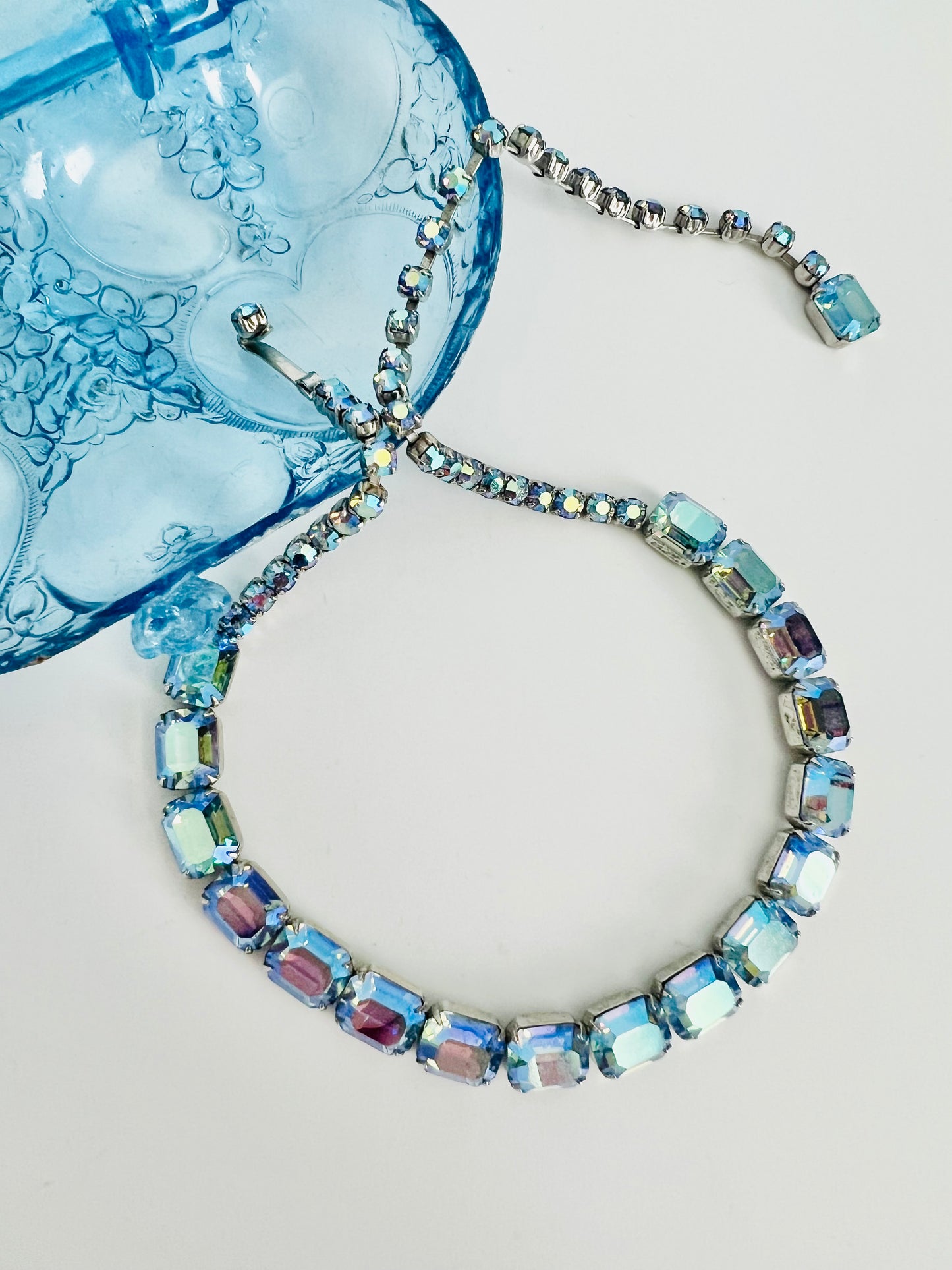 Vintage 1950s Weiss AB Peacock Blue Choker Necklace