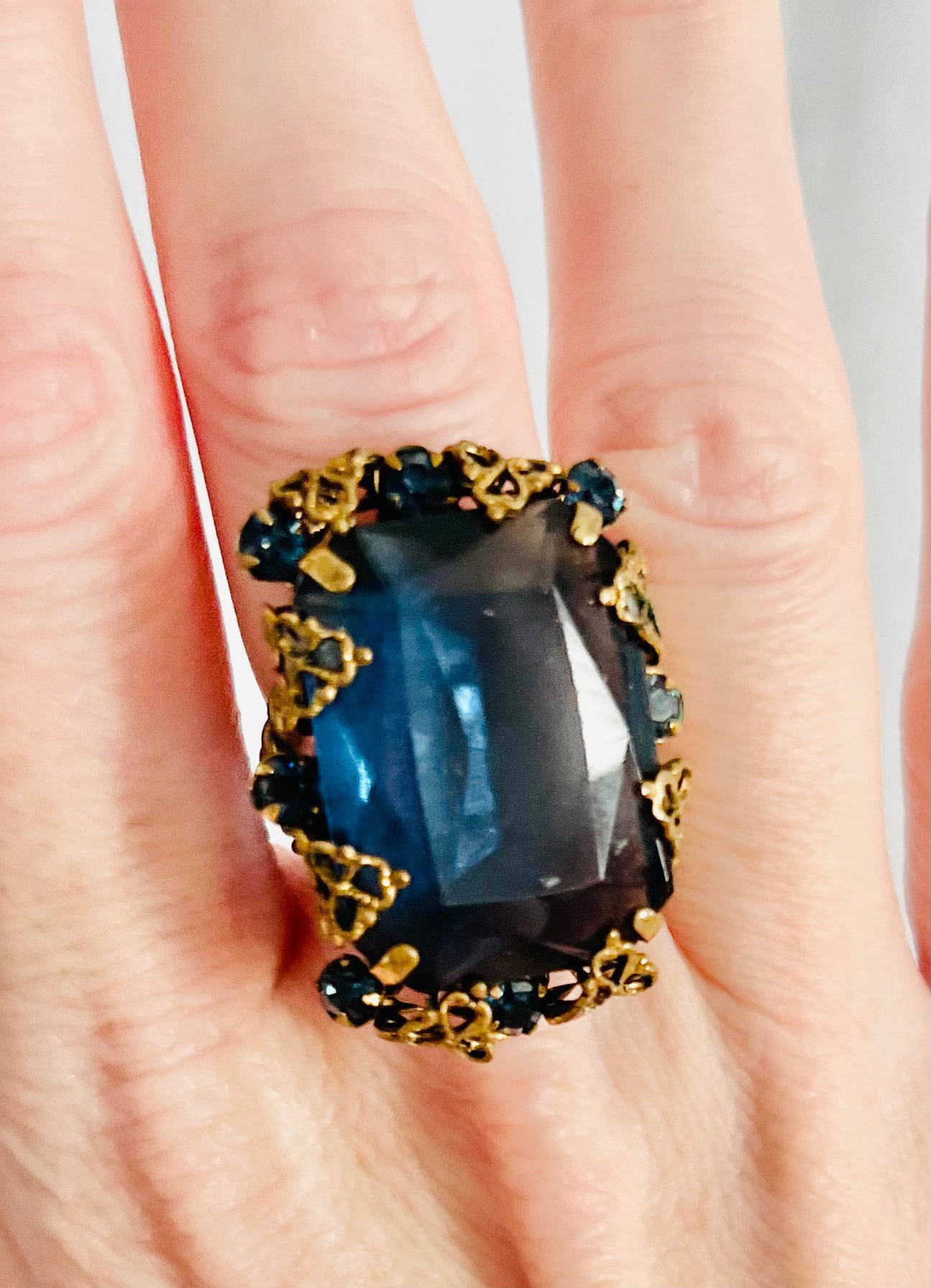 Vintage Western Germany Blue Faceted Glass Rhinestone Ring