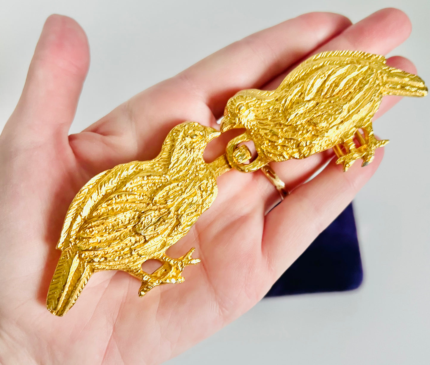 Vintage Mimi Di N 1973 Gold Tone Bird Belt Buckle