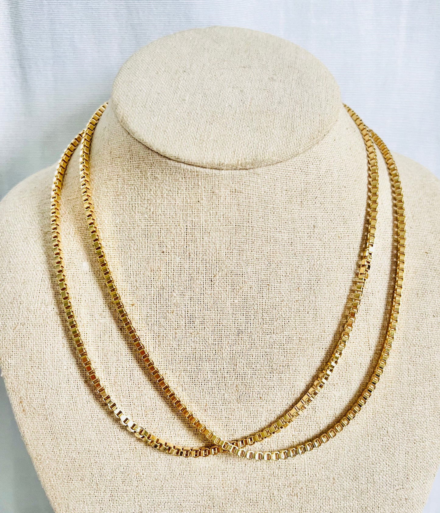 Vintage Deadstock Gold Tone Box Chain Necklace