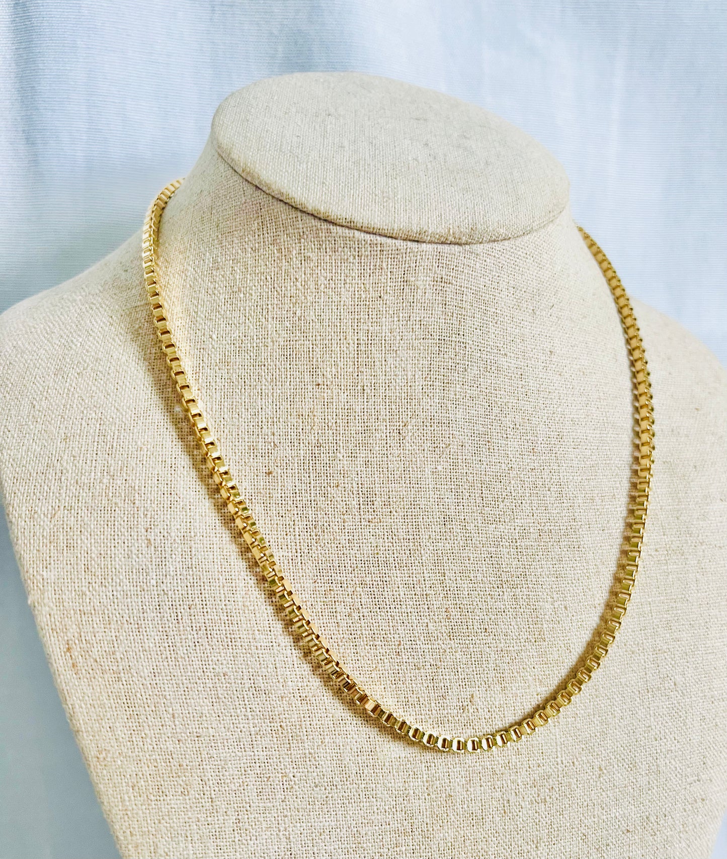 Vintage Deadstock Gold Tone Box Chain Necklace