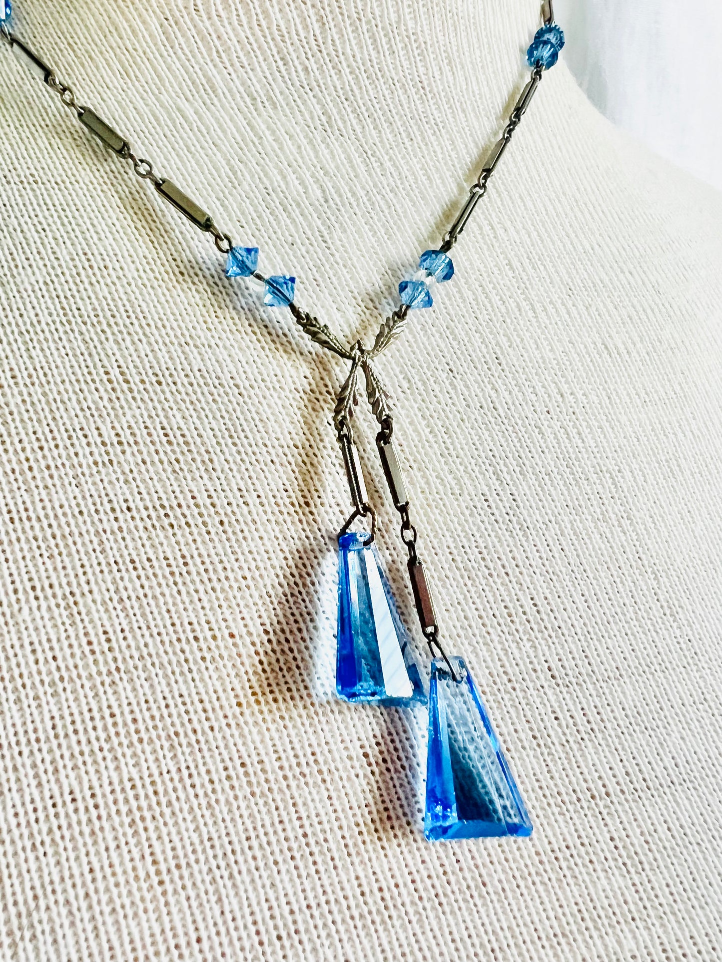 Art Deco 1930s Faceted Czech Glass Double Pendant Necklace