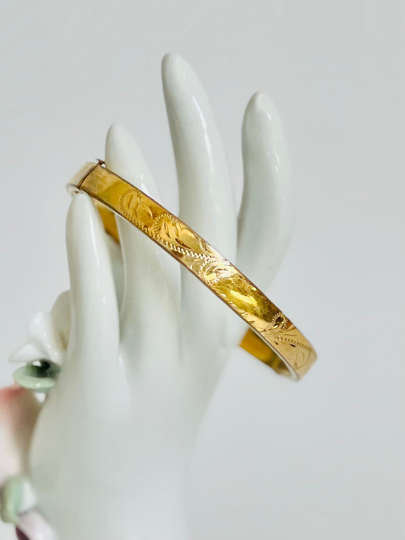 Vintage 14K G.F. Etched Gold Bangle Bracelet