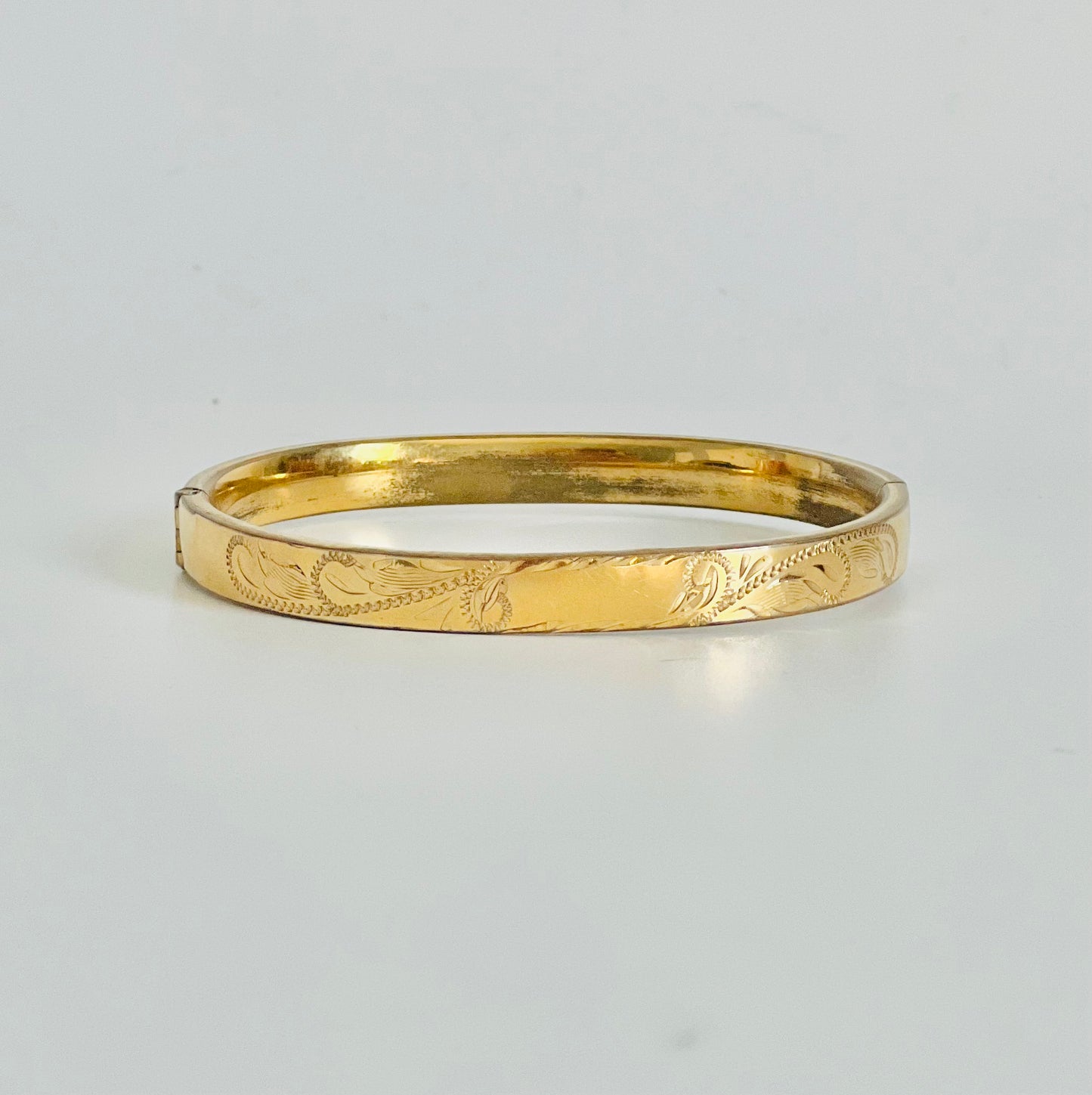 Vintage 14K G.F. Etched Gold Bangle Bracelet