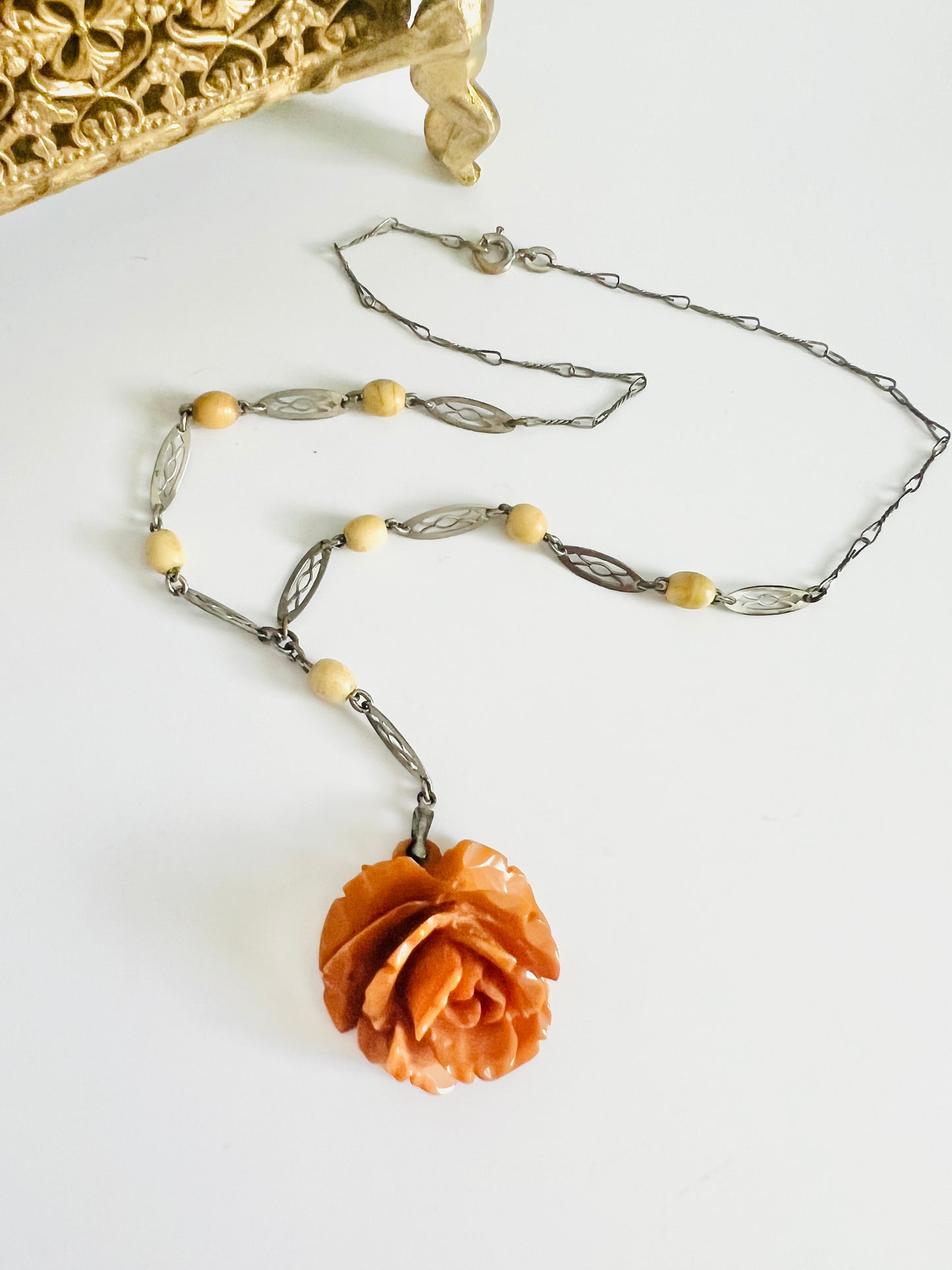 Vintage 1930s Bakelite Carved Rose Silver Tone Art Deco Necklace
