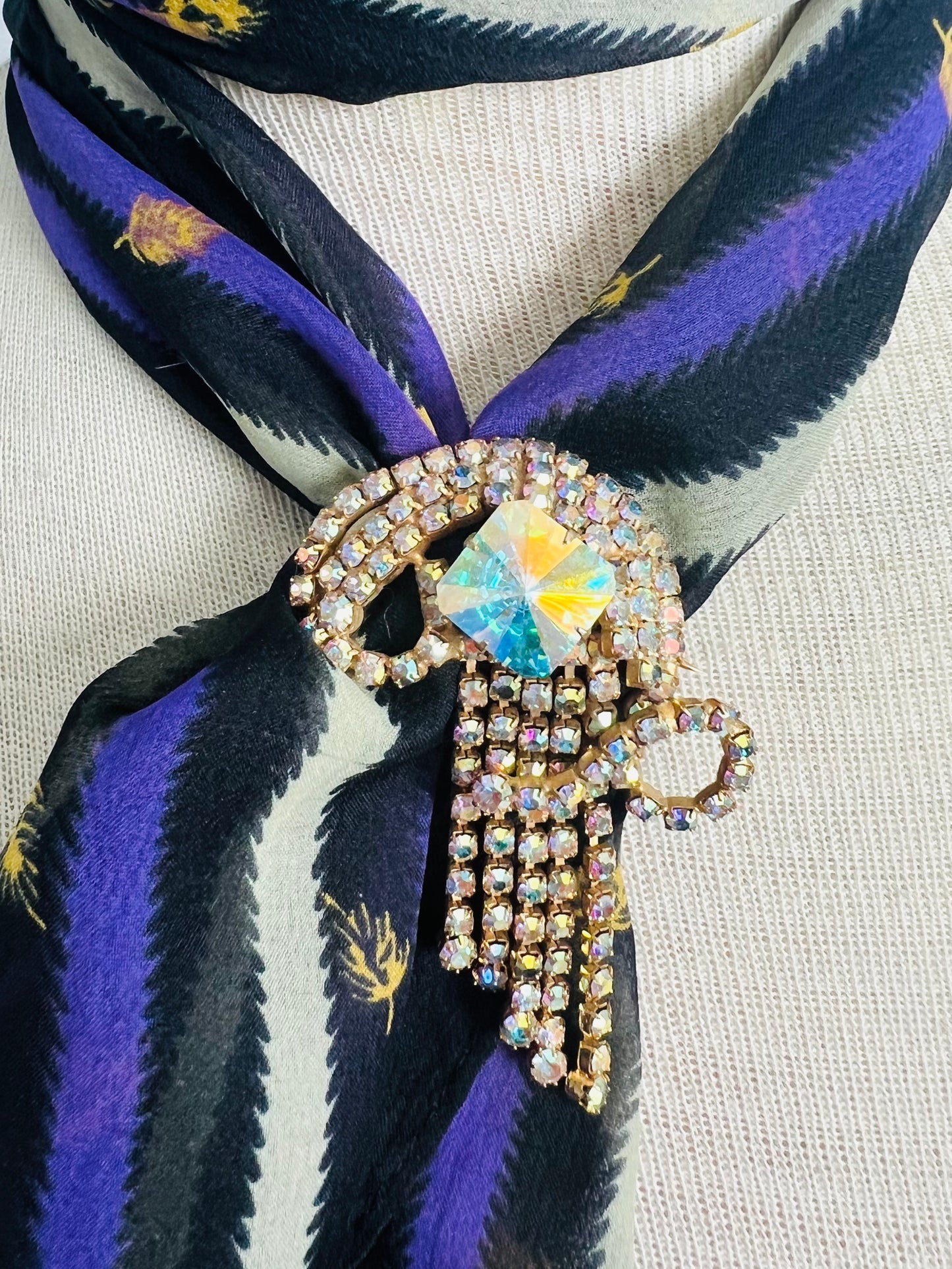 Vintage 1960s Aurora Borealis Rhinestone Tassel Brooch PIn