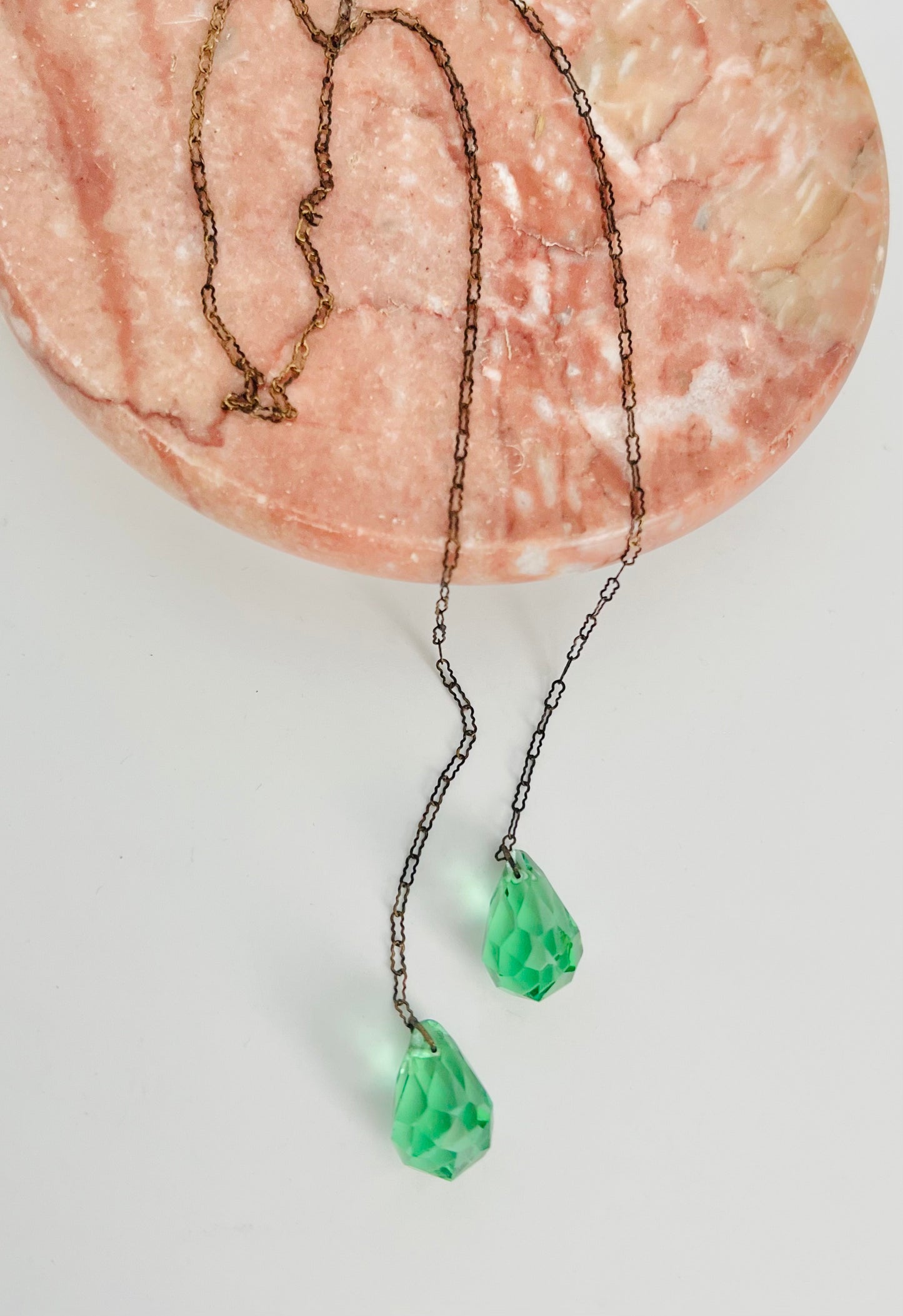Art Deco Green Czech Faceted Glass Teardrop Lariat Necklace