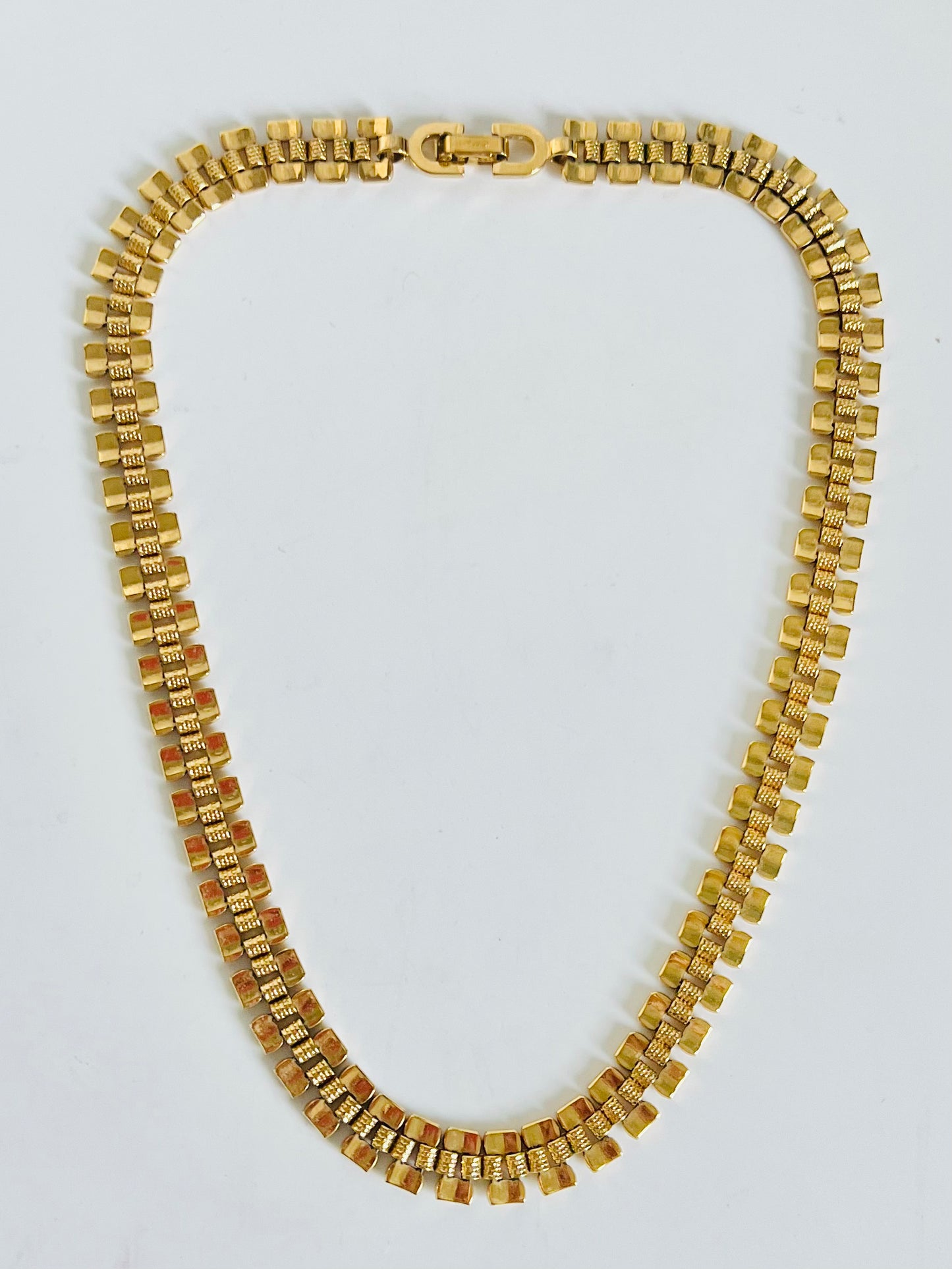 Vintage 1980s Monet Gold Plated Book Chain