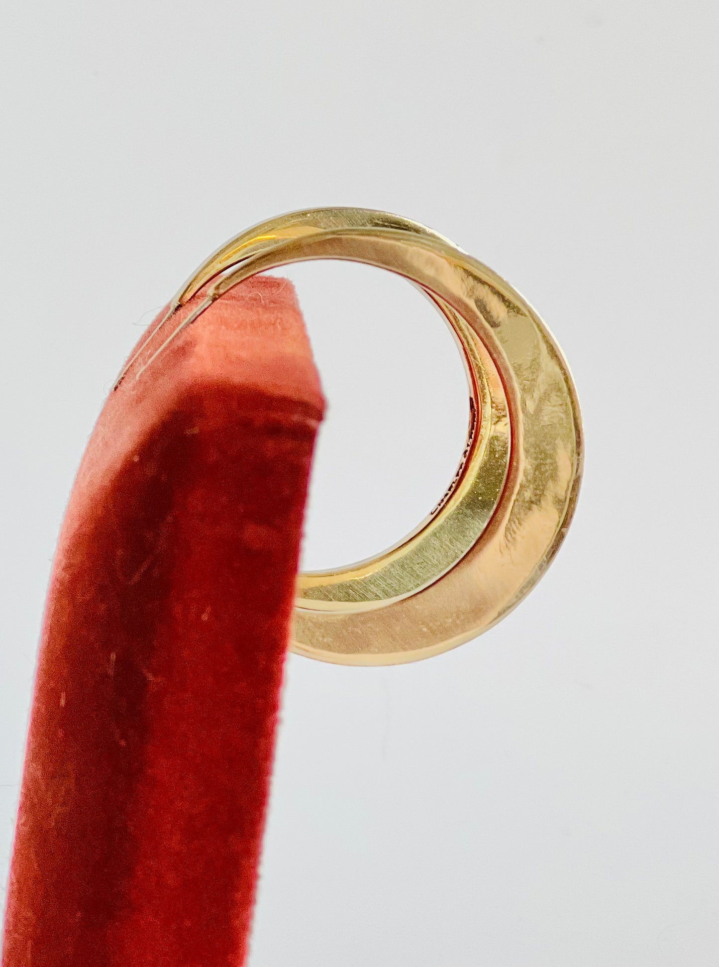 Vintage 90s Crescent Moon Shaped Hoop Earrings