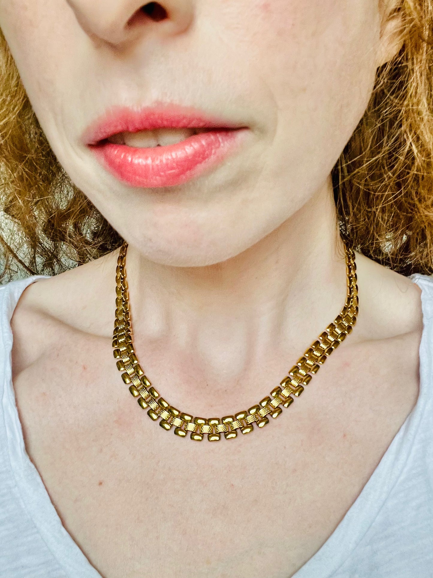 Vintage 1980s Monet Gold Plated Book Chain