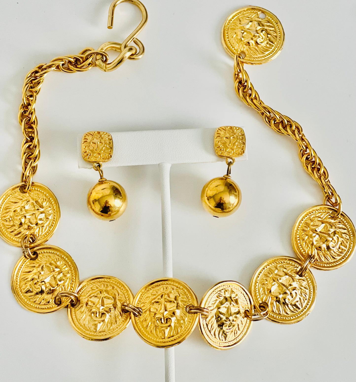 Vintage 1980s Anne Klein Style Gold Lion Earrings