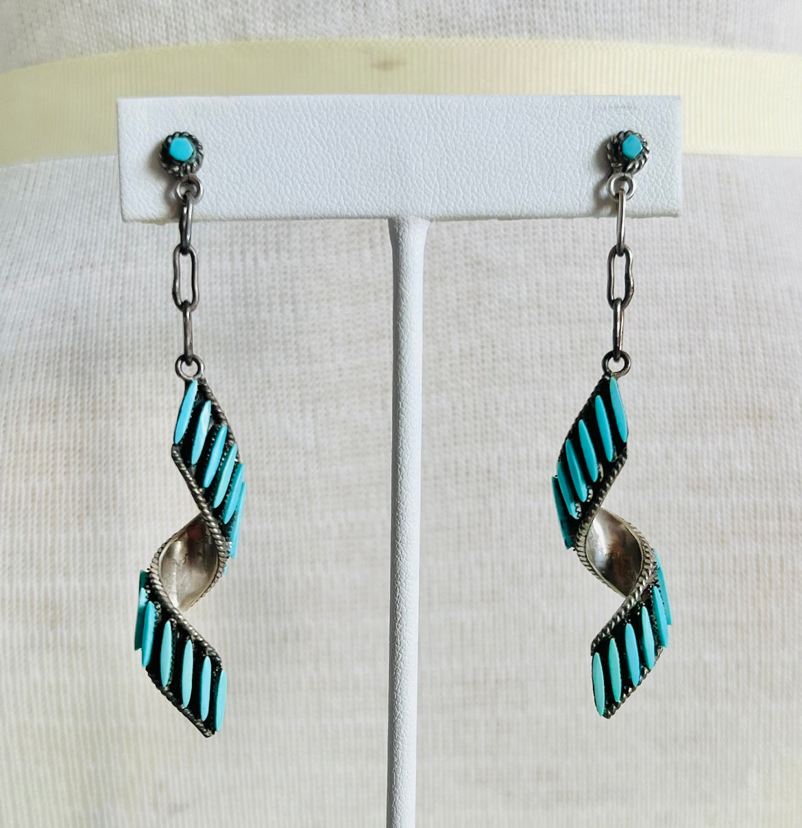 Vintage 1970s Petit Point Zuni Turquoise Sterling Silver Spiral Earrings