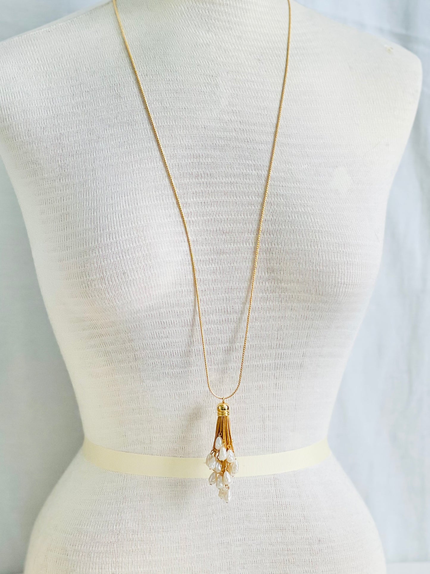 Vintage Long Gold Chain Pearl Tassel Necklace