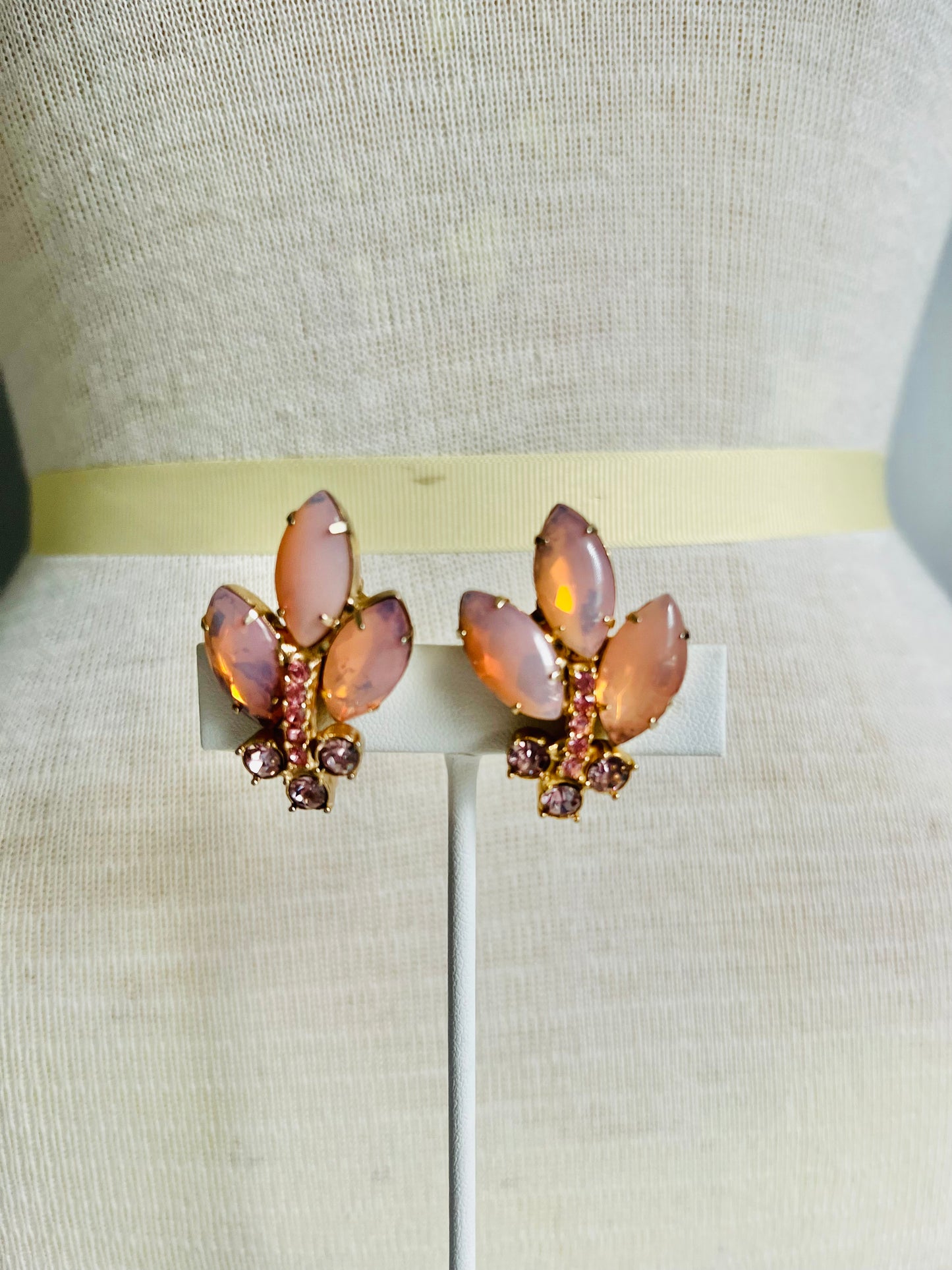 Vintage Soft Pink Opalescent Glass Rhinestone Clip Earrings