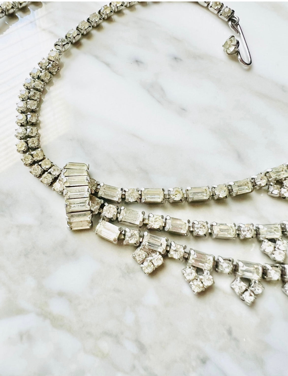 Vintage Kramer Rhinestone, Faux Pearl & Resin Collar Necklace | Chairish