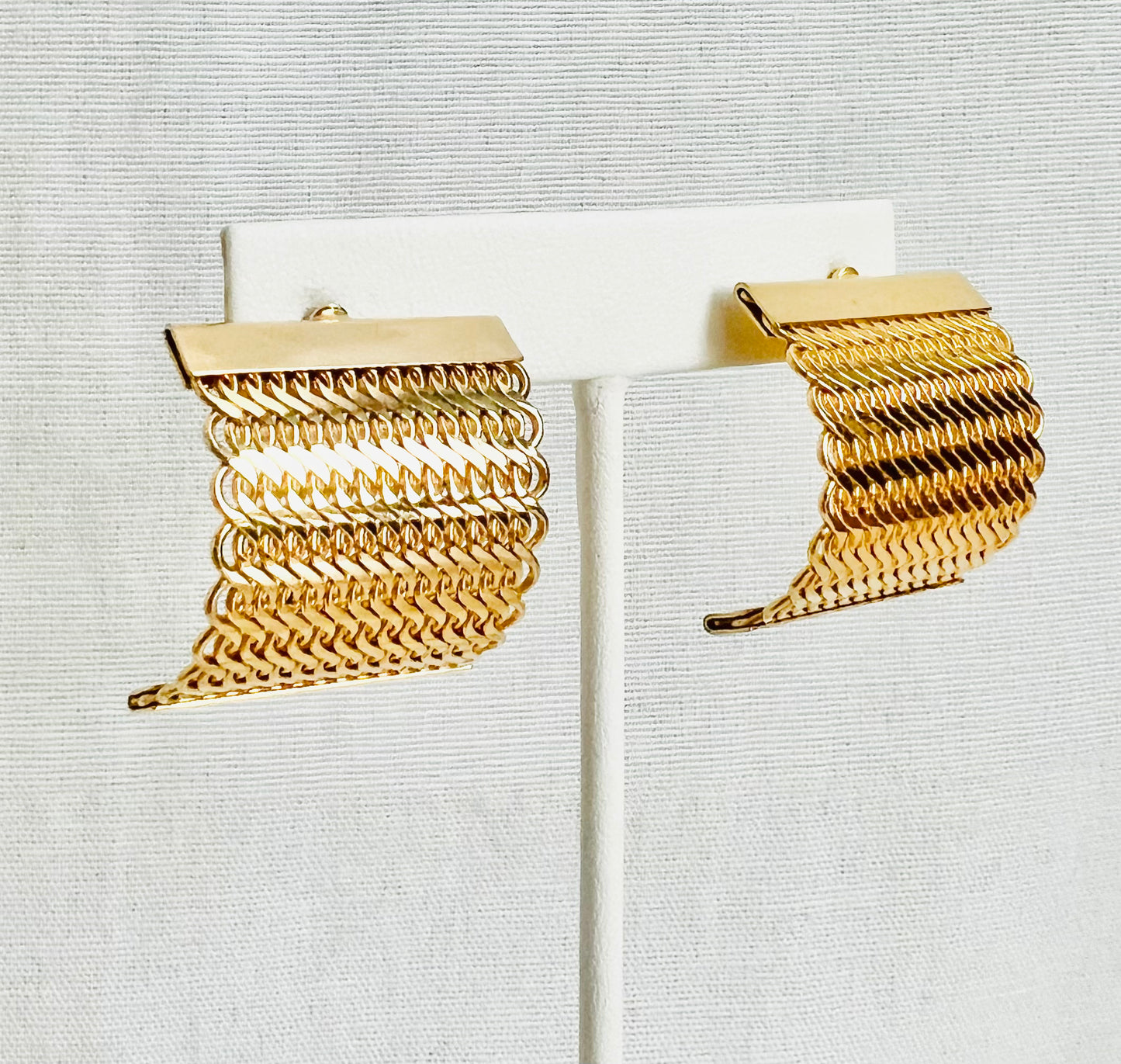 Vintage 1980s Gold Woven Pierced Earrings